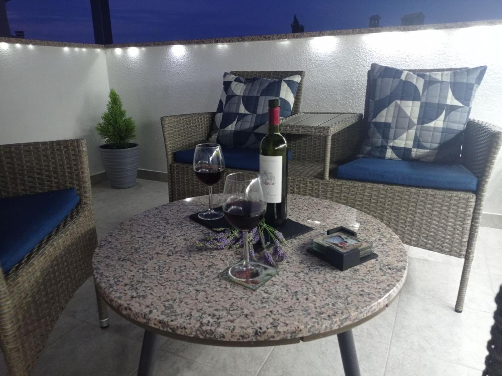 Studio Apartman Sky روفينج المظهر الخارجي الصورة